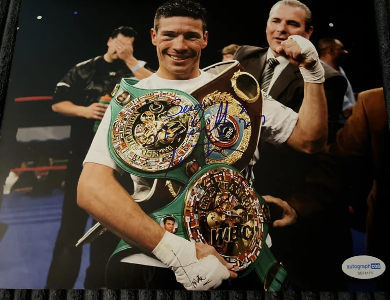 BOXING CHAMPION SERGIO MARTINEZ SIGNED AUTOGRAPHED PHOTO ACOA CERTIFIED