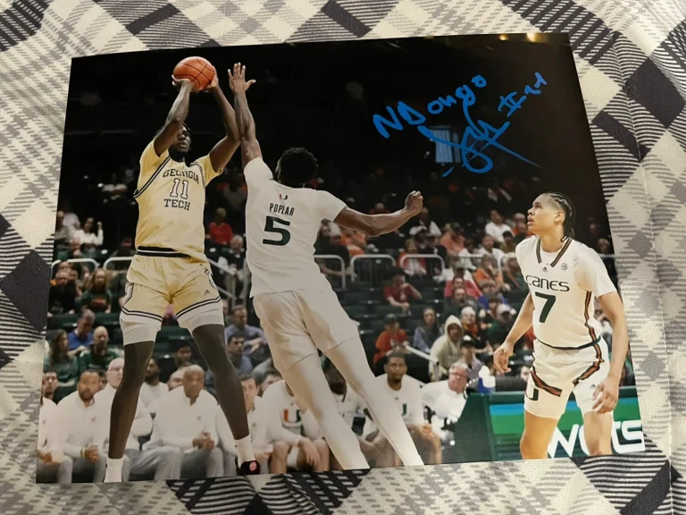 GEORGIA TECH YELLOW JACKETS BAYE NDONGO SIGNED AUTOGRAPH PHOTO  🏀 RARE NBA PICK