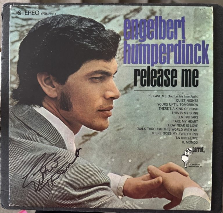 Engelbert Humperdinck Signed Vinyl Release Me JSA COA autographed Record Album
