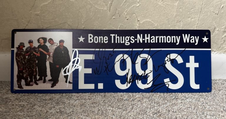 Bone Thugs N Harmony Signed Auto East 1999 Street Sign Psa All 5 Bizzy Layzie
