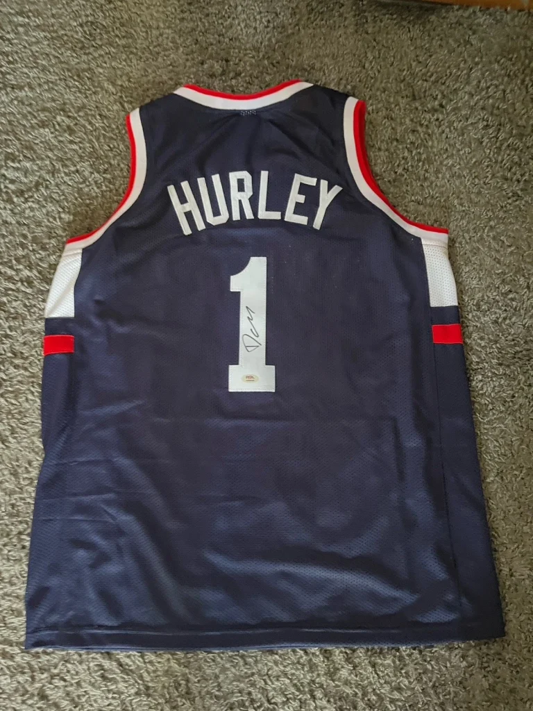 UCONN HUSKIES- COACH DAN HURLEY SIGNED AUTOGRAPH JERSEY PSA COA  🏀 LEGEND