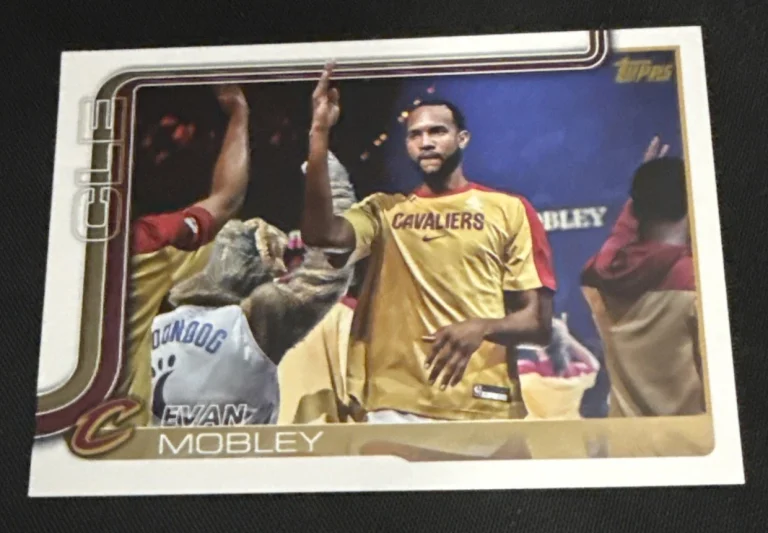 2025-26 Topps Evan Mobley Golden Mirror Variation SSP