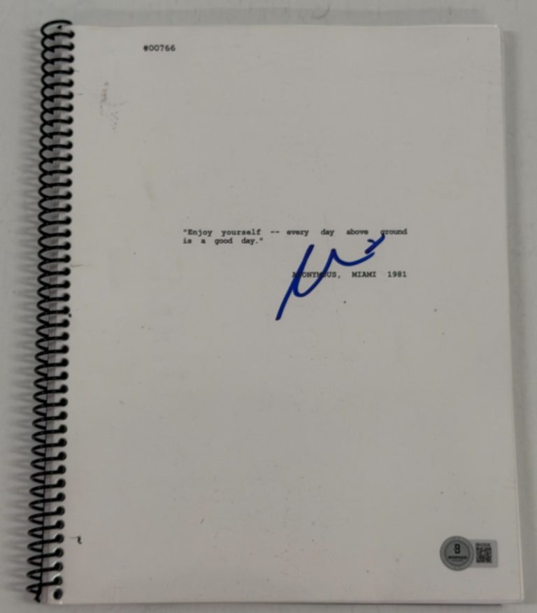 Al Pacino Signed Scarface Full Script Authentic Autograph Beckett
