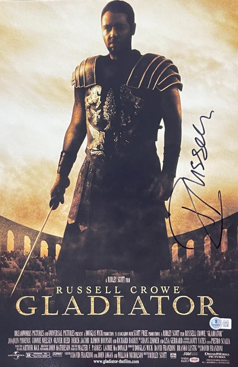 Russell Crowe Signed 12x18 Photo Gladiator Authentic Autograph Beckett