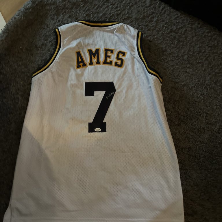 CALIFORNIA GOLDEN BEARS- DAI DAI AMES SIGNED AUTOGRAPH JERSEY ACOA BASKETBALL
