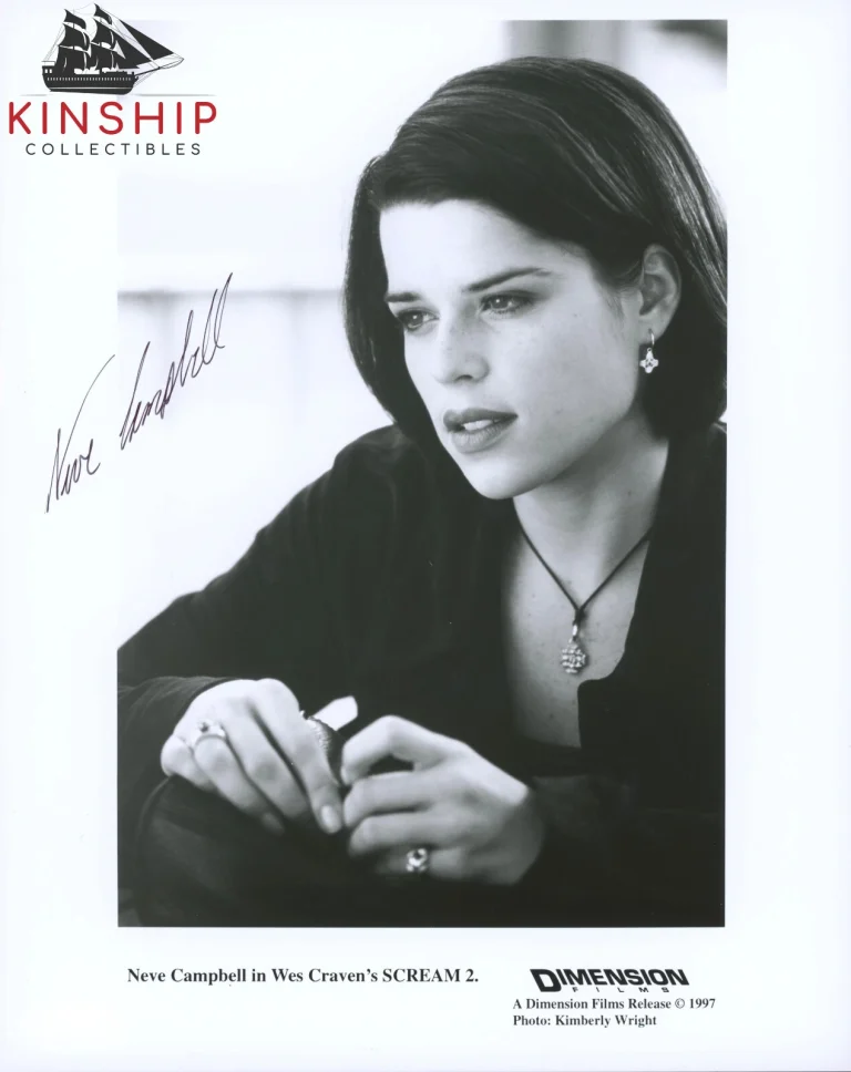 Neve Campbell signed B&W Scream 2 Promo Photo JSA COA Vintage Auto B1051