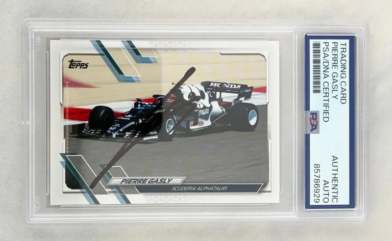 Pierre Gasly Signed Card 2021 Topps #108 F1 PSA/DNA COA