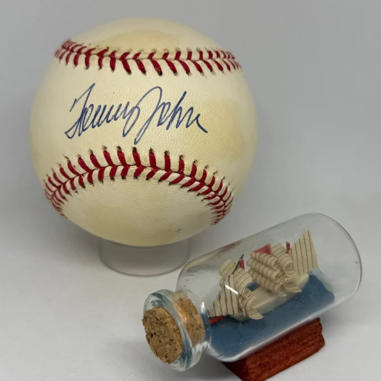 Tommy John signed Rawlings ONL Baseball JSA COA Dodgers Yankees HOF Auto A4456