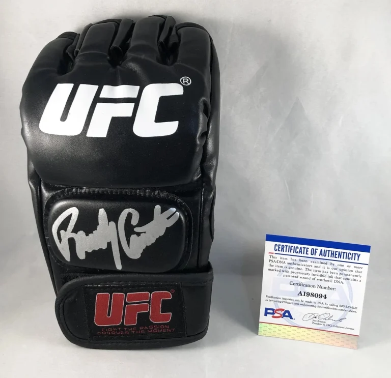 Randy Couture Signed UFC MMA Glove PSA/DNA COA