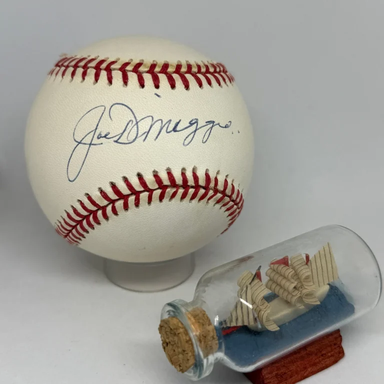 Joe DiMaggio signed Rawlings OAL Baseball JSA LOA Yankees HOF Auto A4482