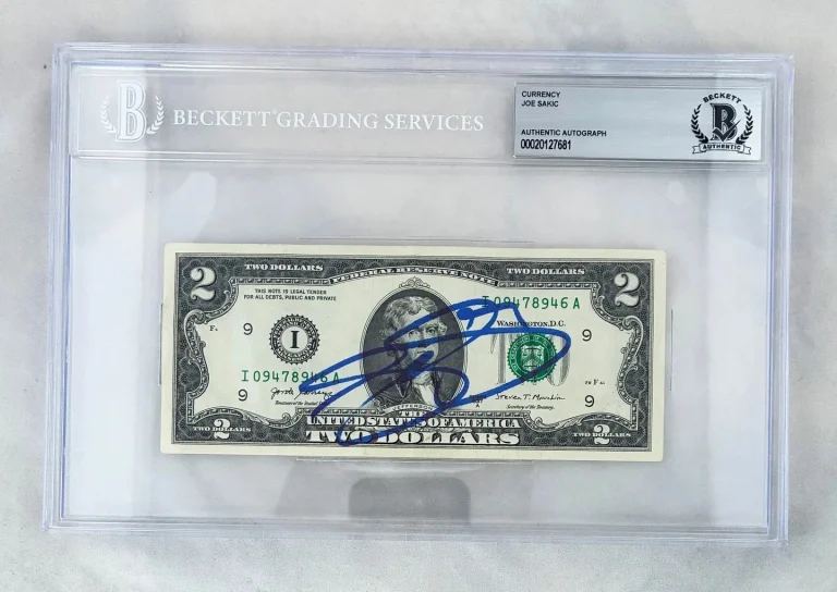 Joe Sakic Signed $2 Bill US Currency Colorado Avalanche Beckett BAS COA