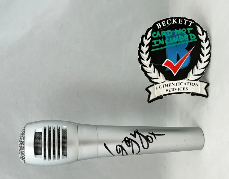 Iggy Azalea Signed Microphone Beckett BAS COA