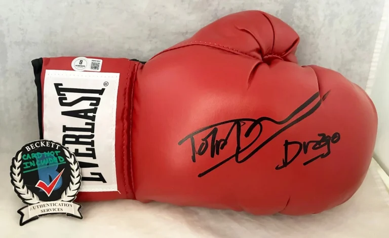 Dolph Lundgren Signed Boxing Glove Ivan Drago Rocky Beckett BAS COA