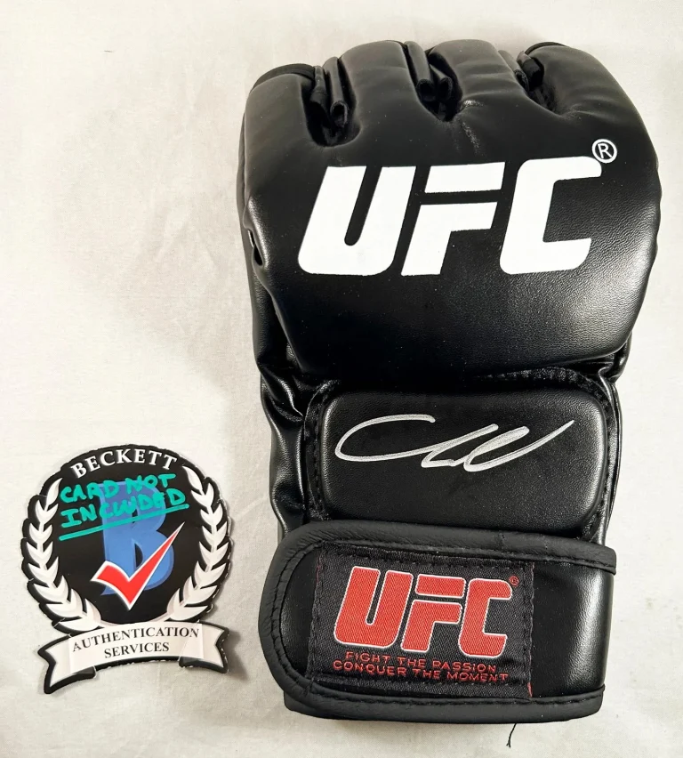 Marlon Vera Signed UFC Glove MMA Chito Beckett BAS 2 COA