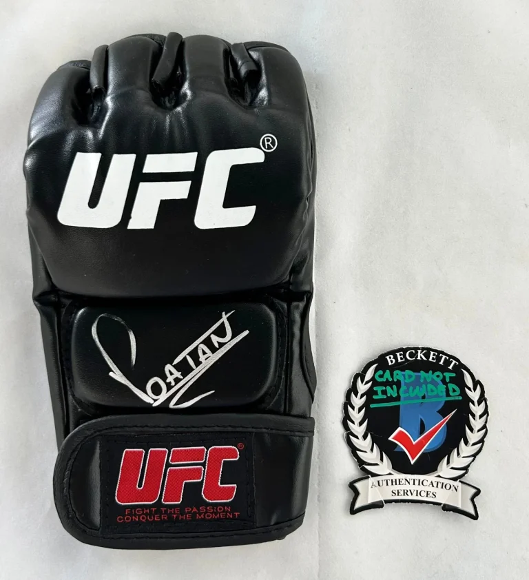 Alex Pereira Signed UFC Glove MMA Poatan Beckett BAS 3 COA