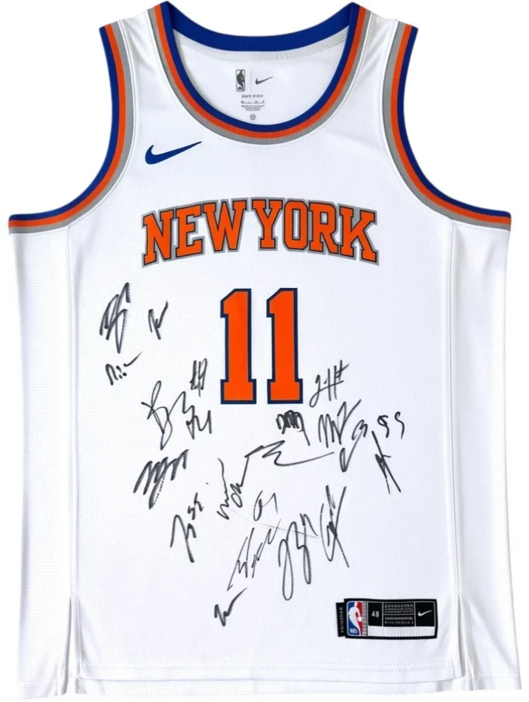 2025 2026 NEW YORK KNICKS TEAM SIGNED NIKE JERSEY JALEN BRUNSON OG ANUNOBY BAS