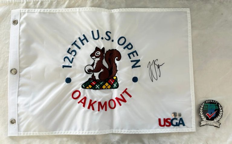 JJ Spaun Signed 2025 US Open Championship Flag Beckett BAS COA