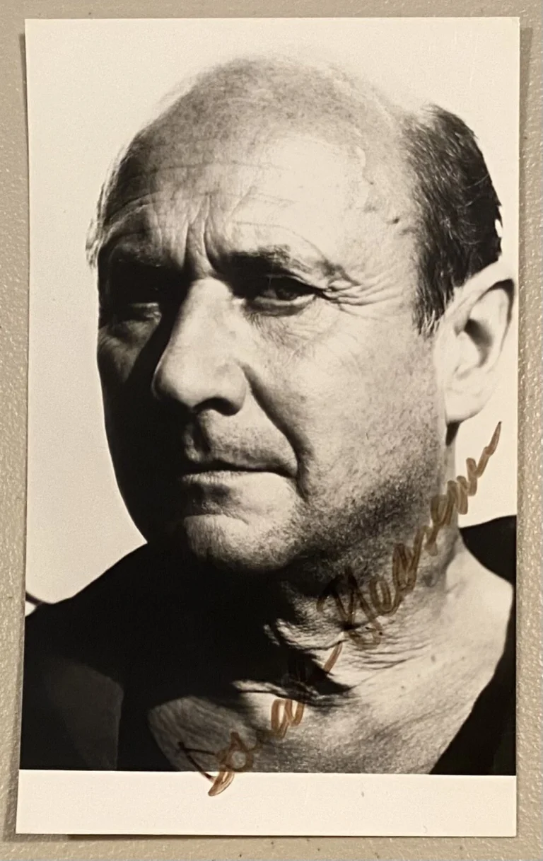 Donald Pleasence Signed Autographed 3.5 x 6 Photo BAS Beckett Letter Halloween