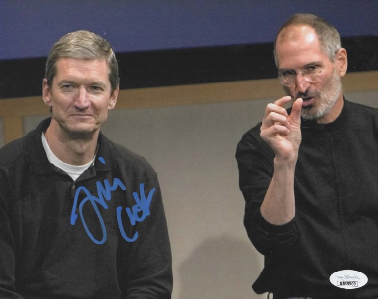 Tim Cook Signed 8x10 Photo w/ JSA LOA #BB55909 Apple CEO Steve Jobs