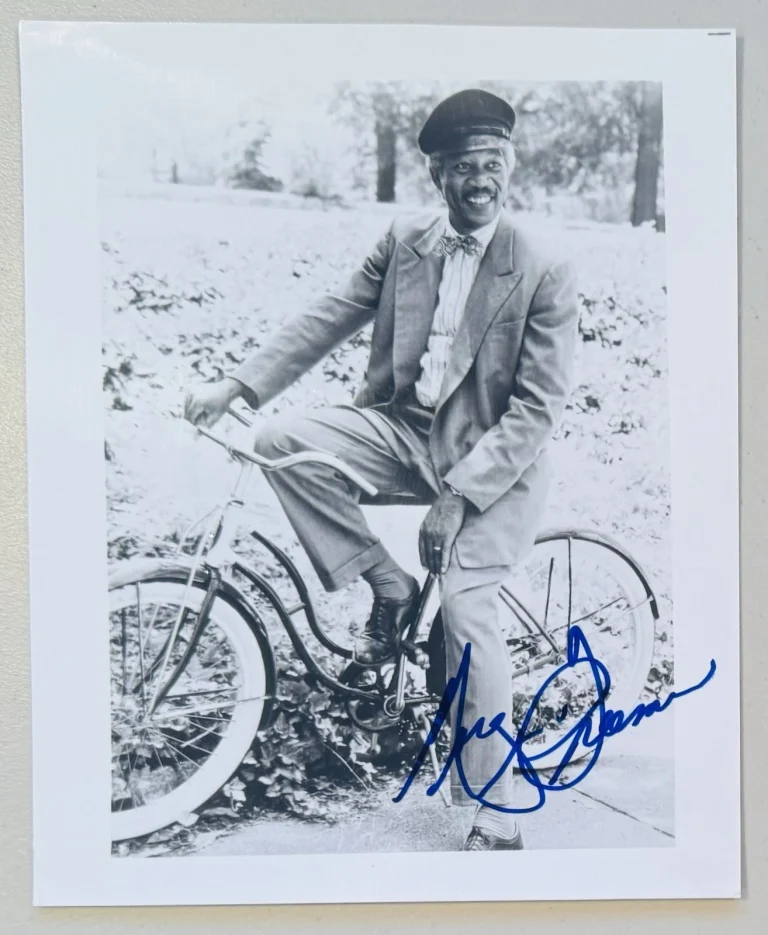 Morgan Freeman Vintage Signed Autographed Driving Miss Daisy 8x10 Photo SWAU COA
