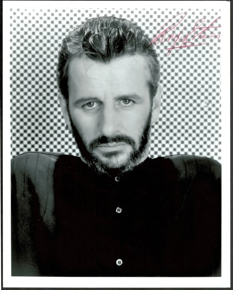 Ringo Starr Signed Autographed 8x10 Photo Beckett BAS Letter The Beatles