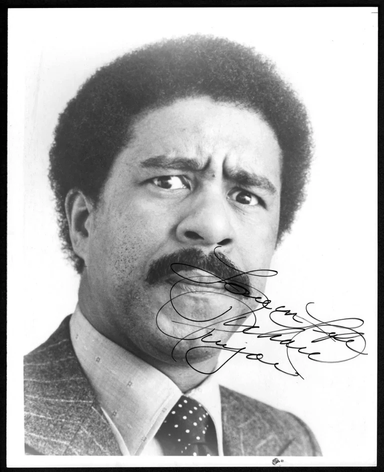 Richard Pryor Signed Autographed 8x10 Photo SWAU Authenticated Comedian Actor