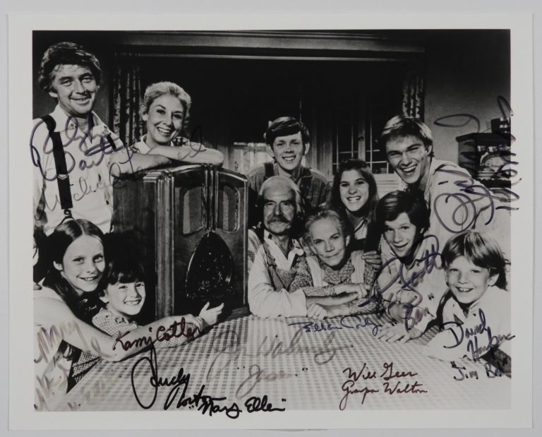The Waltons Cast Autograph Signed Photo JSA 8 x 10 Total of 10 Signatures