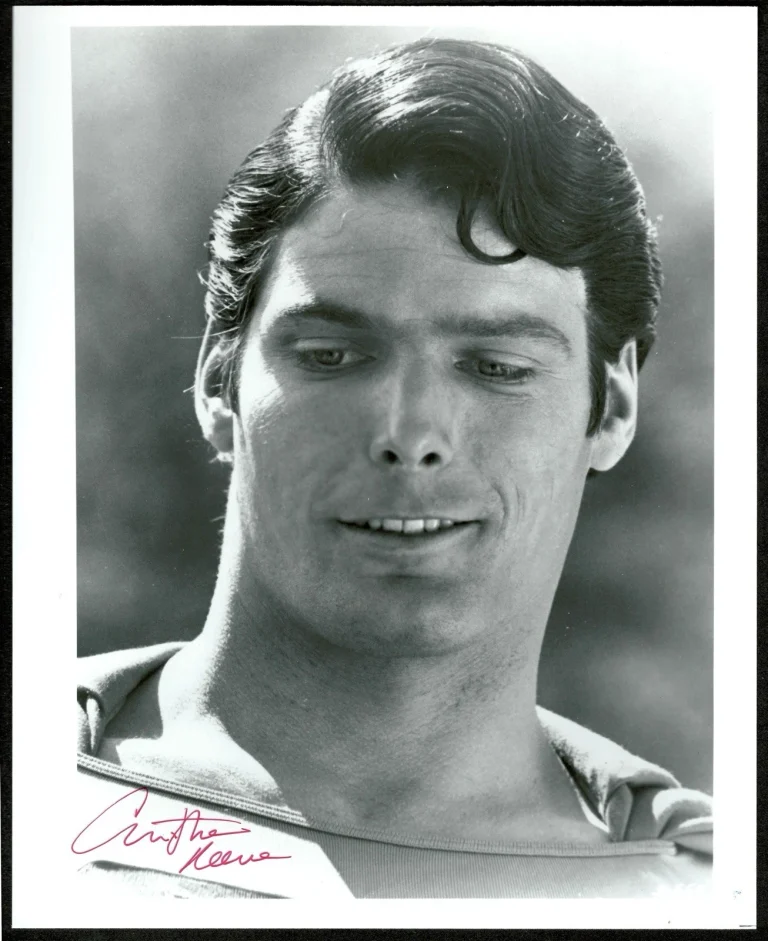 Christopher Reeve Vintage Signed Autographed Superman 8x10 Photo SWAU Cert 2