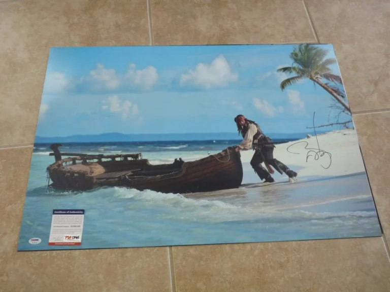 Johnny Depp Pirates MUSEUM PIECE Signed Autographed 20x30 Photo PSA Certified #2