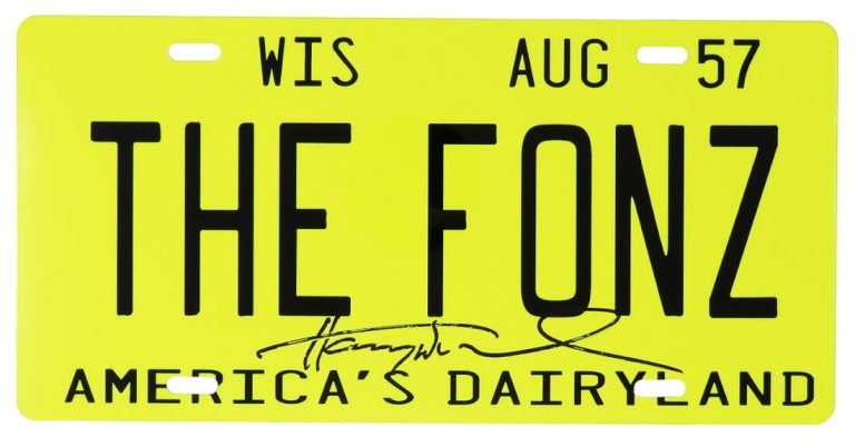 Henry Winkler Happy Days Signed The Fonz Wisconsin License Plate - SCHWARTZ