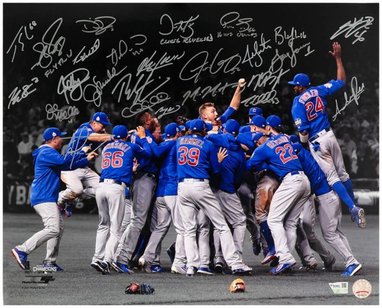 2016 Cubs Team Signed 2016 World Series Celebration 16x20 Photo -25 Sigs -SS COA