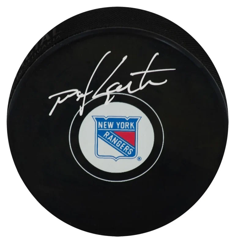 Mike Gartner Signed New York Rangers Logo Hockey Puck - (SCHWARTZ COA)