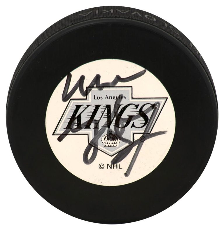 Wayne Gretzky Signed Los Angeles Kings Logo Hockey Puck (JSA Holo & Full Letter)