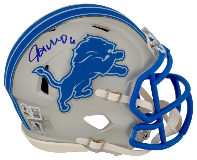 Jameson Williams Signed Detroit Lions Riddell Speed Mini Helmet  - (BECKETT COA)