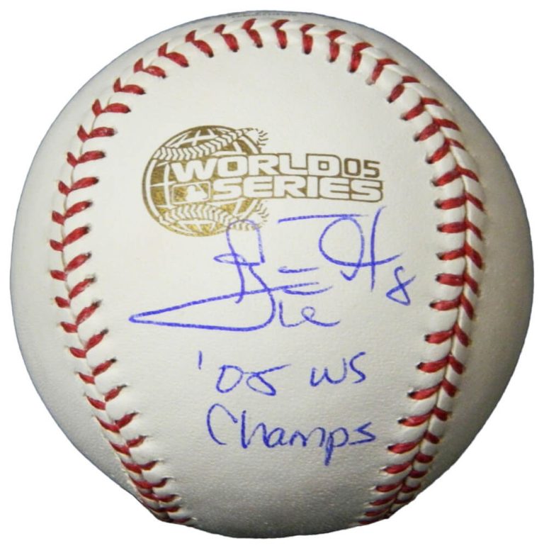 CARL EVERETT Signed Rawlings 2005 World Series Baseball w/05 WS Champs -SCHWARTZ