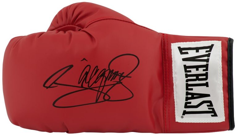 Manny Pacquiao Signed Everlast Red Boxing Glove - (SCHWARTZ SPORTS COA)