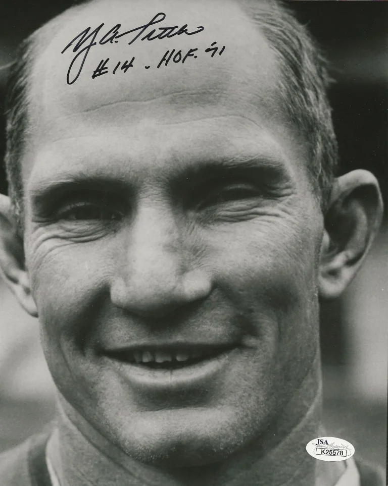 Y.A. Tittle REAL hand SIGNED Photo #1 JSA COA NFL Football New York Giants