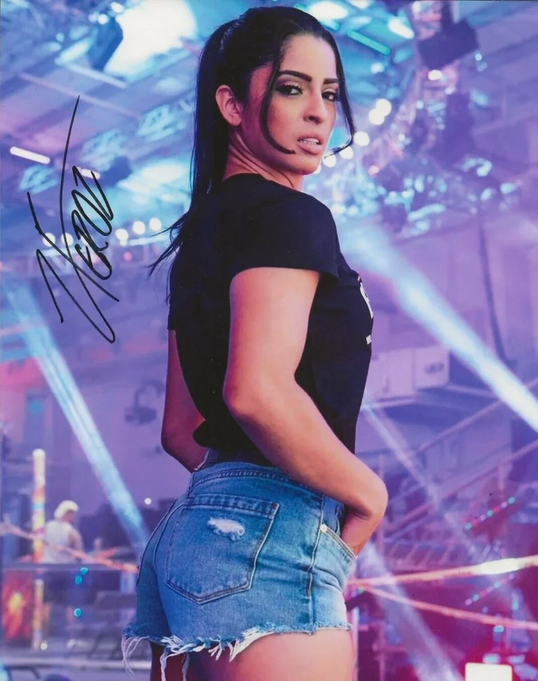 Valentia Feroz aka Rita Reis REAL hand SIGNED Photo Autographed Martial Arts