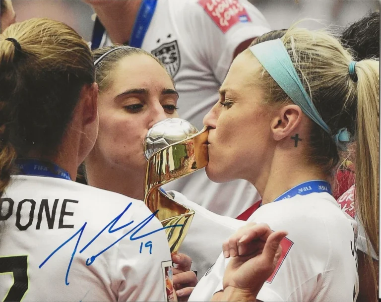 Julie Johnston Ertz REAL SIGNED Photo #1 Autographed Soccer World Cup Proof