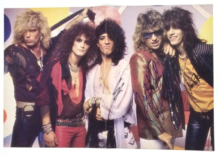 RATT glam band SIGNED Mag Foldout Poster COA Autograph Pearcy DeMartini Blotzer