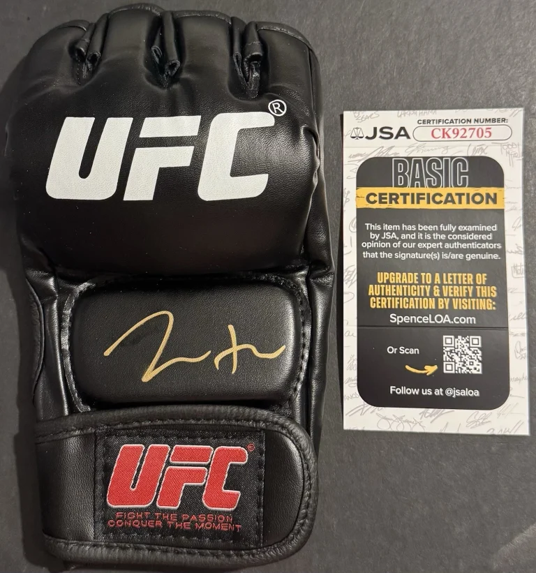 Max Holloway Signed Autographed UFC Fight Glove JSA COA BMF Champ