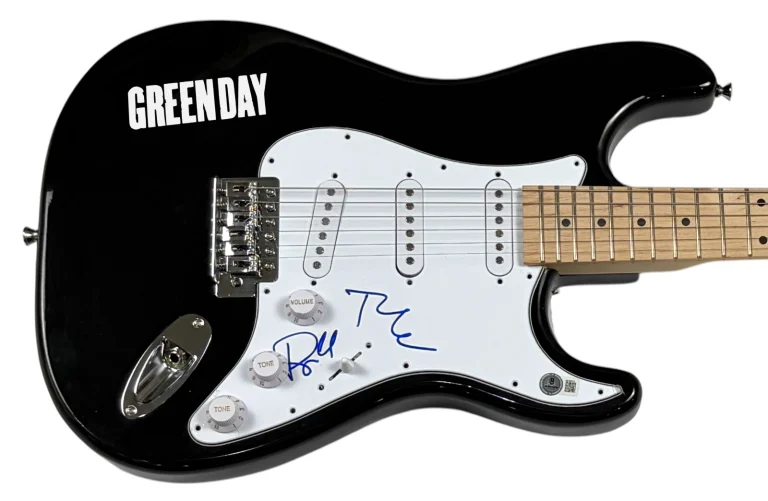 Billie Joe Armstrong Tre Cool GREEN DAY Signed Autograph Electric Guitar Beckett
