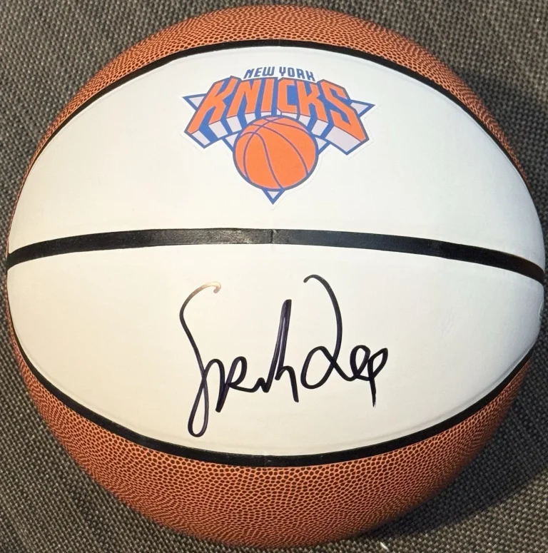 Spike Lee Signed Autographed New York Knicks Logo Basketball JSA COA