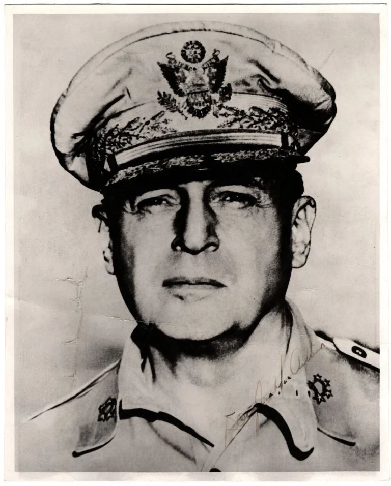 Douglas MacArthur Signed 8x10 WWII Photograph In Uniform Beckett BAS LOA