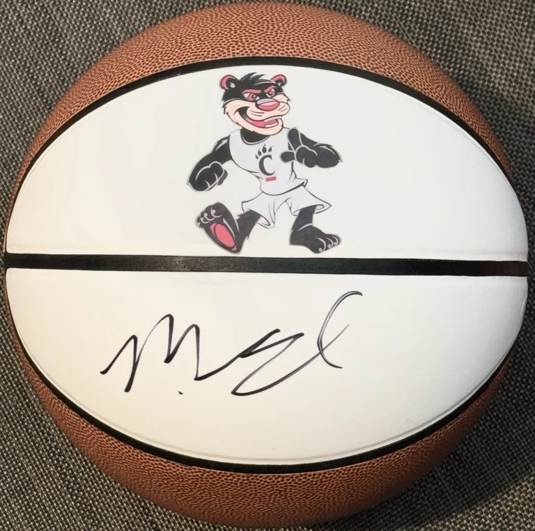 Nick Van Exel Signed Autographed Cincinnati Bearcats Logo Basketball JSA COA