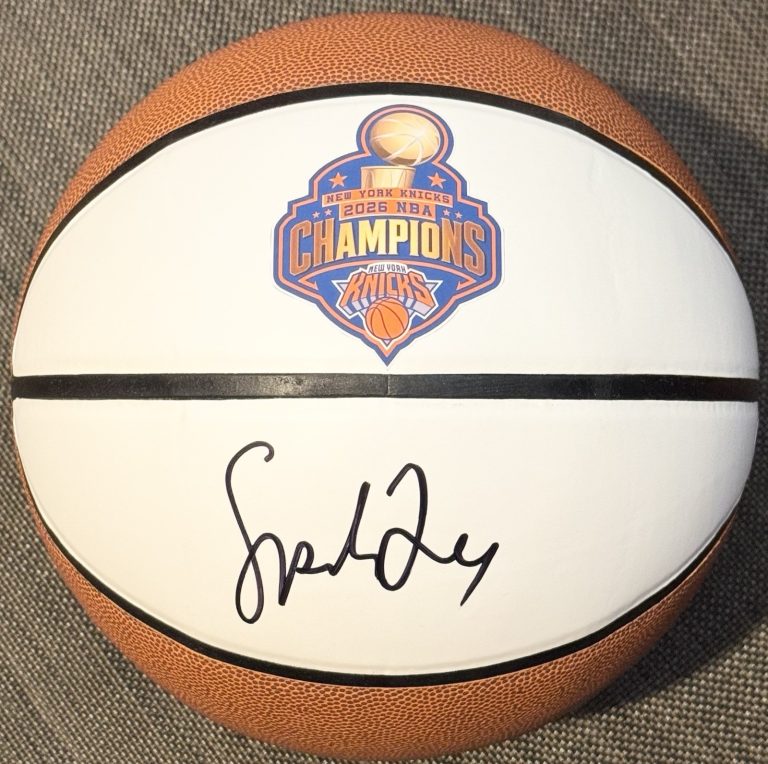 Spike Lee Signed Autographed New York Knicks Champs Logo Basketball JSA COA