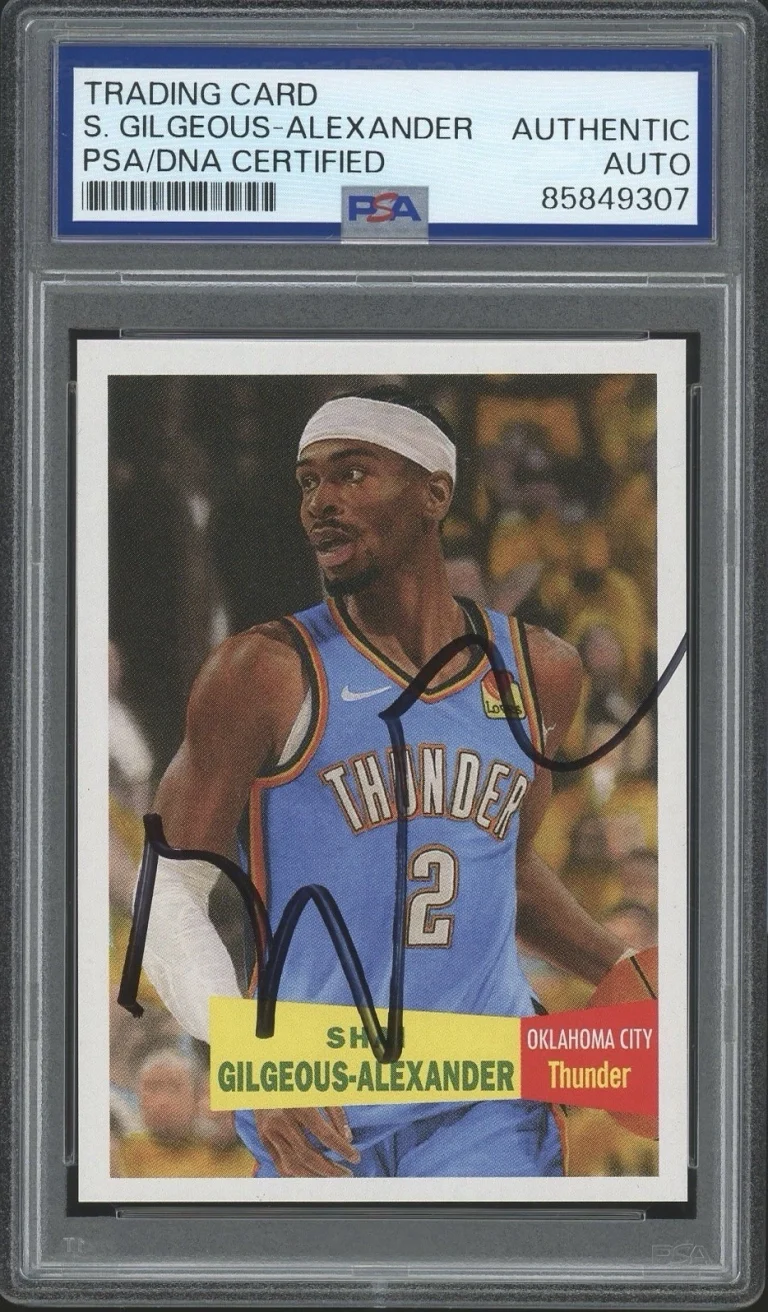 2025 Topps Living NBA #7 Shai Gilgeous-Alexander Signed Card PSA/DNA AUTO OKC