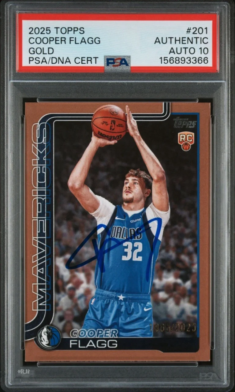 2025 Topps Flagship NBA #201 Cooper Flagg Gold Rookie /2025 PSA/DNA AUTO 10 RC