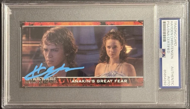 Hayden Christensen Signed 2005 Star Wars Revenge Of The Sith Card PSA/DNA