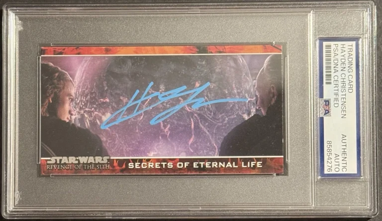 Hayden Christensen Signed 2005 Star Wars Revenge Of The Sith Card PSA/DNA